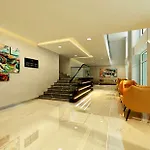 Hommage Hotel Dubai Jbr Tapestry Collection By Hilton