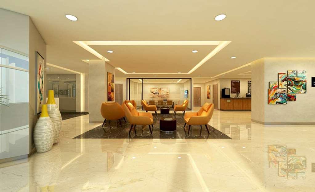 Hommage Jbr Tapestry Collection By Hilton Hotel Dubai